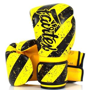 Gants de boxe en cuir véritable de qualité supérieure, vêtements de sport d'entraînement de boxe, logo personnalisé OEM, Fairtex Muay Thai Arts martiaux - Product Image 1