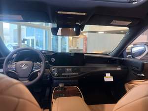 Lexus LS 500 d'occasion 2025 - Product Image 6
