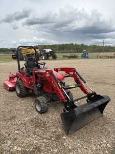 รถแทรกเตอร์ Massey Ferguson GC1725M 4WD ปี 2021 สภาพใหม่/มือสอง เครื่องยนต์ 30 แรงม้า ปั๊มกำลังสูง เกียร์ มอเตอร์ แบริ่ง คอร์ ออโตเมติก - Product Image 1