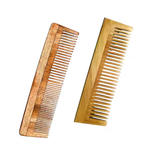 Peine de madera hecho a mano de calidad premium para cabello y oso Venta caliente y peine de madera al por mayor para pelos disponibles - Product Image 2