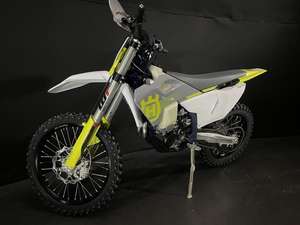 Oferta Increíble: Motocicleta Todoterreno FX 450 (FX450) 2024 Nueva en Venta - Product Image 2