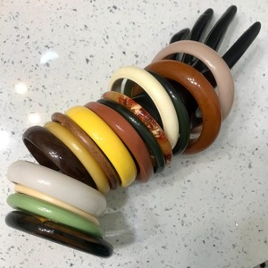 กำไลข้อมือเรซินทำด้วยมือน้ำหนักเบามีสไตล์อุปกรณ์เสริมที่สมบูรณ์แบบทนทานสำหรับสวมใส่ในชีวิตประจำวันในโอกาสพิเศษและของขวัญ - Product Image 1