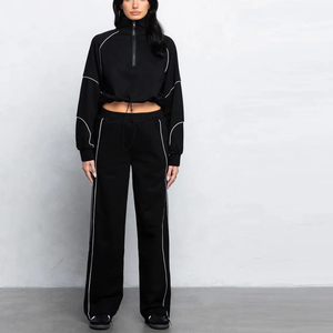 Conjuntos cortavientos de mujer con estampado de logotipo de alta calidad al por mayor, chándales de mujer de nuevo diseño OEM, conjuntos de ropa deportiva cortavientos 2025 - Product Image 1