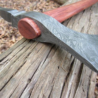 Hache traditionnelle en acier de Damas, tête en acier à motif artisanal avec manche en bois massif, hache en acier de Damas de qualité supérieure