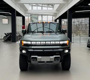 GCMMC Homer EV 2023, Neumáticos, Batería de Litio, Asientos de Cuero, Cámara Trasera, Tracción en las Cuatro Ruedas, Techo Solar Panorámico - Product Image 1