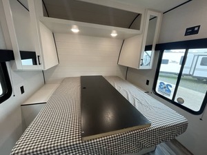 Remolque Jayco Jay F-l-i-g-h-t S-l-x 380DQS 2026 Usado en Buenas Condiciones, Listo para la Venta - Product Image 5