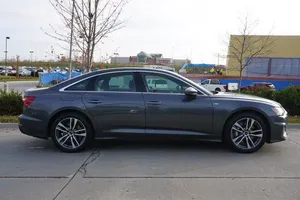 รถออดี้ A6 55 Premium Plus ปี 2023 สภาพดีเยี่ยม ใช้งานน้อย - Product Image 2