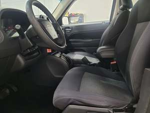 จี๊ป แพทริออต สปอร์ต 4WD ปี 2009 สภาพดี - Product Image 2