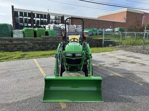 Tracteur John Deere 2032R de haute qualité 2025 avec chargeur frontal 220 et Frontier RT3062 - Product Image 6