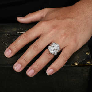 Anillo de cabeza de león helado de lujo hecho a mano para hombre, Plata de Ley chapada en oro, moissanita, Hip Hop ostentosa, joyería de animales llamativos - Product Image 3