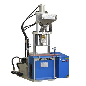 เครื่องฉีดพลาสติกไฮดรอลิกแนวตั้งอัตโนมัติขนาดเล็กสำหรับผลิตแฟลชไดรฟ์ USB วัสดุ PET/ABS/EVA ได้รับการรับรองมาตรฐาน CE - Product Image 2