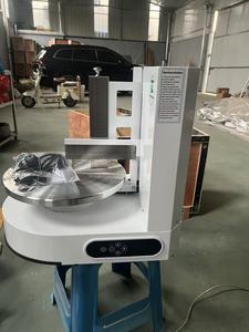 Macchina Automatica per Spalmare Crema e Glassa su Torte di Compleanno, Pane Rotondo e Torte al Burro - Product Image 3