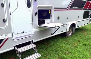 Autocaravana Avida – Modelo Fremantle C9214SLLuxury, Vehículo de Camping y Hogar con Motor Diésel, Construcción de Acero, Capacidad para 4 Personas - Product Image 4