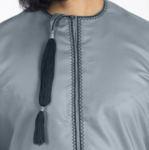 Nuevo Thobe Masculino 2026, Daffah Musulmán, Brillante, con Bordado Personalizado en el Pecho, Daffah Jubba, Thobes Personalizados - Product Image 5