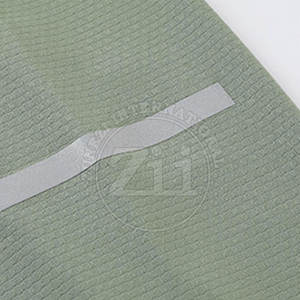 Chemises de sport à compression pour hommes, sur mesure, best-seller, dernier design, avec fermeture éclair 1/4, en spandex/polyester respirant - Product Image 5