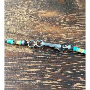 Colliers Heishi faits à la main en turquoise et argent sterling de style Navajo, perles en forme de cœur avec perle et diamant, style religieux, cadeau - Product Image 5