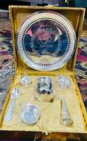 Design élégant en laiton Pooja Thali Set fait à la main et fabriqué à la main Puja Thali Set Traditionnel pour Pooja Arti Article religieux hindou