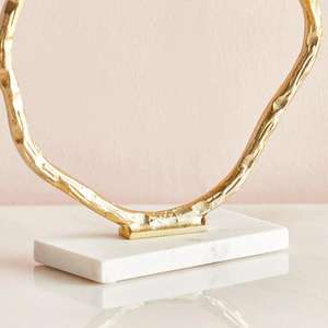 Sculpture abstraite de luxe en métal doré Base en marbre Accent décoratif contemporain pour l'affichage de bureau à domicile - Product Image 5