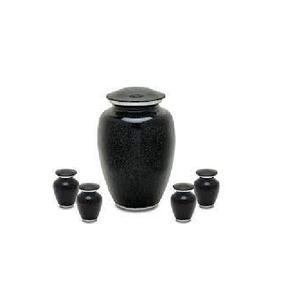 Nueva Urna Funeraria de Metal con Diseño Elegante y Atractivo para Cenizas Humanas, Hecha a Mano, Negra, Brillante y Pulida - Product Image 3