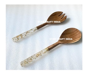 Sécurité alimentaire Meilleur produit en résine de bois Très bon ensemble de couverts royaux pour vaisselle Ensemble de cuillères et de fourchettes en bois - Product Image 4