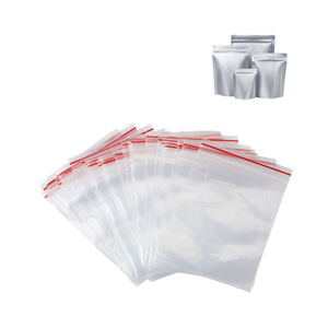 Nouveauté sac à fermeture éclair en PVC logo personnalisé sac à fermeture éclair givré personnalisé pochette debout pour l'emballage des aliments - Product Image 1