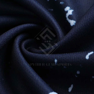 Uniformes de Baloncesto Personalizados OEM, 100% Poliéster, Transpirables, de Alta Calidad, Hechos en Fábrica - Product Image 5