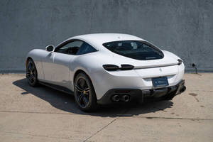 PERFECTAMENTE USADO 2021 Fe-rrari Roma - Product Image 3