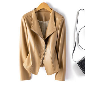 Blouson aviateur d'hiver pour femmes en cuir PU grande taille coupe ajustée avec revers fermeture à glissière multicolore motif tissé pour la moto - Product Image 2