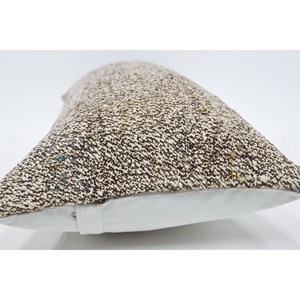 Tapis Kantha en laine beige confortable et durable de 12x24 pouces, motif vintage tissé - Product Image 5