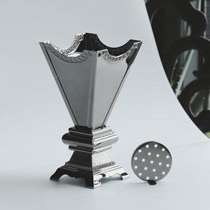 Exquisito Quemador de Incienso Mubkhar de Latón, Jarra de Bakhoor Dorada de Lujo Árabe para Salón de Yoga, Disponible en Diseño Personalizado para Todas las Temporadas - Product Image 3