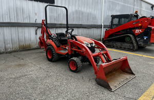 Chargeuse sur pneus BX23S 2017, tracteur-pelleteuse 30 CV - Product Image 3