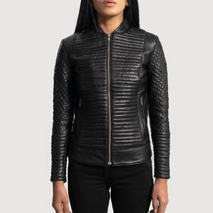 Chaqueta de motorista recortada con herrajes plateados llamativos Blazer de cuero con frente abierto de corte limpio para mujer - Product Image 4