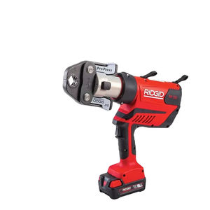 Kit de Herramientas de Prensado ProPress 67053RP350 Original, Nuevo, de 8 Piezas, con Cargador de Batería de 18 Voltios, 4 Mordazas de Prensado de 1/2" a 2" y Estuche - Product Image 1