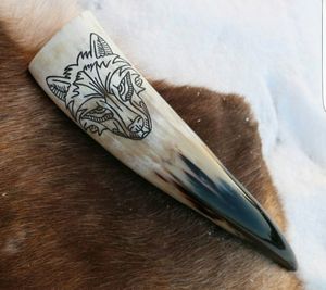 Cuerno para beber vikingo hecho a mano de cuerno Real Natural de la mejor calidad de tradición pulida con la mejor calidad hecho por exportación desde la India - Product Image 2