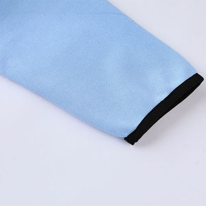 เสื้อรัดรูปแขนยาวสำหรับผู้ชายเสื้อออกกำลังกายแบบสีทึบมีโลโก้ออกแบบได้ตามต้องการ - Product Image 5