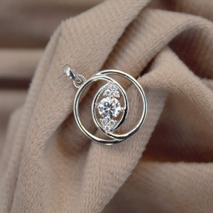 Colgante de Plata de Ley 925 Hecho a Mano con Moissanita, Estilo Vintage, Piedras de Color D VVS1, Joyería al por Mayor para Mujer - Product Image 2