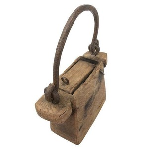 กล่องโชว์งานฝีมือไม้แท้สไตล์วินเทจสุดหรู (กระปุกน้ำมัน)  ผ่านกรรมวิธีฟอกสี  ปรับแต่งสีได้  งานศิลปะหัตถกรรมคามาล  ตกแต่งห้องนอนและบ้าน - Product Image 1