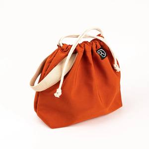 Bolsa de cosméticos de viaje de nailon Premium, bolsa de maquillaje con cierre de cordón para un fácil almacenamiento y organización - Product Image 3