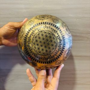 ถ้วยทองเหลืองสำหรับใช้ในการรักษาชามร้องเพลงจักระทั้งเจ็ดของทิเบตแบบดั้งเดิม - Product Image 2