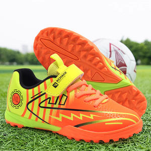Zapatos de fútbol planos para niñas de primaria, zapatillas deportivas con pequeños tacos para adolescentes, zapatos deportivos para competición. - Product Image 3