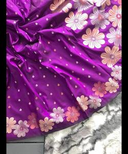 Saree en mousseline de soie fantaisie pour filles avec un superbe travail de broderie de mariée et un chemisier prêt à l'emploi pour les célébrations de mariage - Product Image 2