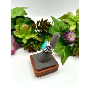 Navajo Handmade Fine Jewelry Kingman Turquoise & Sterling <b>Silver</b> <b>Statement</b> <b>Ring</b> Size 7.75 for Everyday Wear - Product Image 3