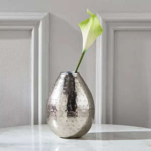 In Demand Jarrones de metal Interiores modernos Centros de mesa para fiestas de bodas y arreglos exclusivos de exhibición de boutique 2025 jarrones de metal - Product Image 1
