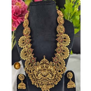 Tenue de fête traditionnelle Kundan perle tour de cou ensemble avec boucles d'oreilles femmes collier ensemble concepteur ethnique collier ensemble pour les femmes - Product Image 1