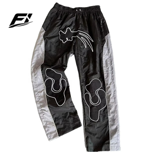 Pantalones anchos ajustables personalizados para hombre, pantalones deportivos transpirables de nailon, cortavientos bordado, estilo casual Y2K, moda urbana, EE. UU. - Product Image 1