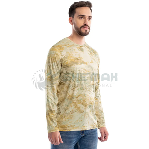 Camisa de pesca ecológica hecha de material reciclado con protección solar y características de absorción de humedad para pescadores conscientes - Product Image 1