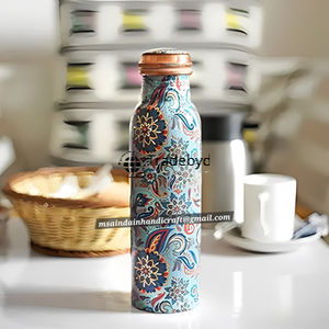 Gift ready copper bottle that promotes wellness and beauty perfect choice for eco and luxury seekers Tradebyd - Product Image 2