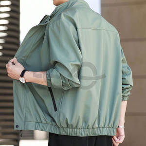 Chaqueta bomber cortavientos informal de alta calidad para hombre con cuello levantado OEM bordado prendas de vestir deportivas estilo callejero - Product Image 1