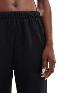 OEM/ODM Polyester/Cotton Winter Waterproof Breathable <b>Ladies</b> Sweatpants Streetwear Custom 3D Puff Printed Logo Oversized <b>Baggy</b> - Product Image 3