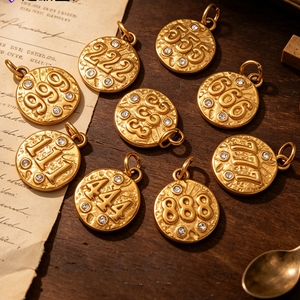 เครื่องรางเลขเทวดาแห่งสวรรค์ |   จี้สแตนเลสสตีลชุบทอง 18K PVD ประดับเพชร CZ ลายเลขนำโชค |   กันน้ำและป้องกันการเกิดคราบ - Product Image 5